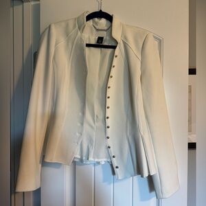 White House Black Market - women’s white fitted blazer - size 6